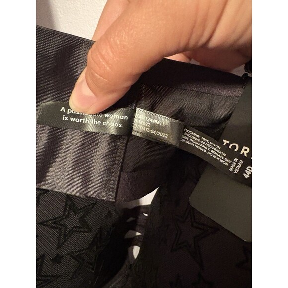New Torrid Curve 44D Push Up Plunge Bra Black Goth Gothic Stars Punk  NWT - Picture 7 of 7